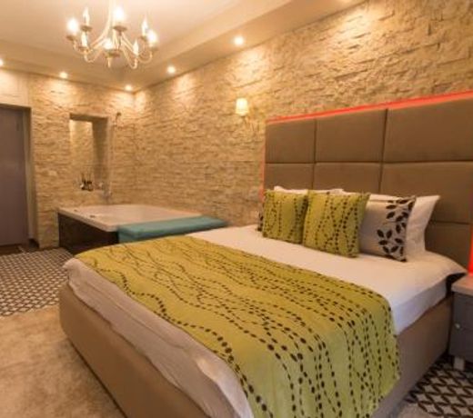 Romantic Jacuzzi Belleview Studio