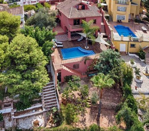 Holidays2Malaga Candado House pool & garden