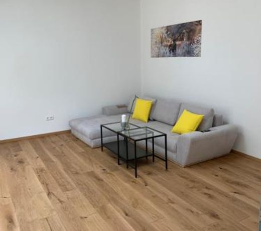 The Oaks Apartment
