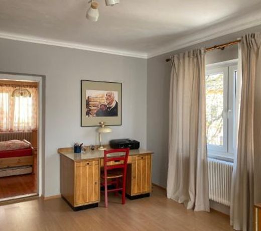 Baeckerei Mueller - groÃe Unterkunft mit mid century Charme, zentral, sehr gut fur Familien, privat, Stadt&Natur, Cafe im Haus