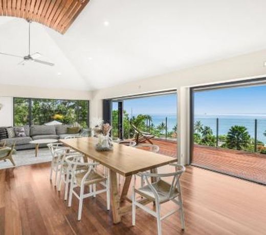 Belle Escapes Trinity Blue Oceanview Home