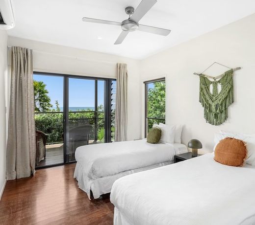 Belle Escapes Trinity Blue Oceanview Home