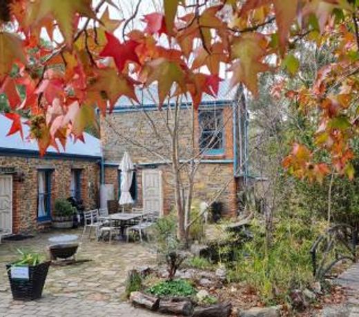 BAROSSA HILLS COTTAGES