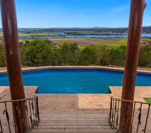 Casa Del Rio - LJHooker Yamba