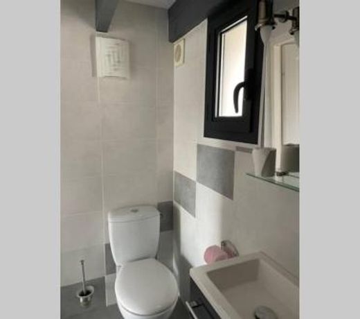 Joli studio avec jacuzzi et terrasse privee