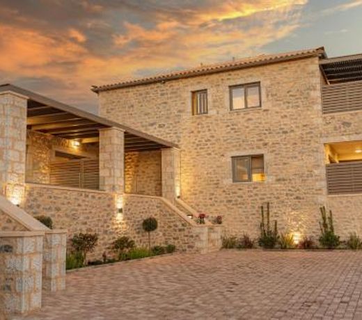 Linari Villas