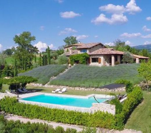 CASALE DELLE LAVANDE 10, Emma Villas