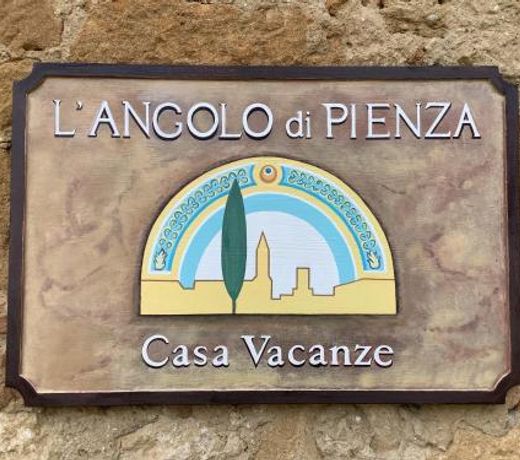 Lâ ANGOLO DI PIENZA