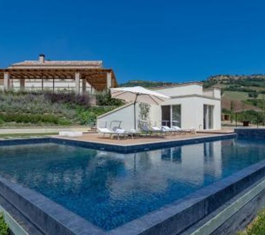 DIMORA MONTEFIORE 11, Emma Villas