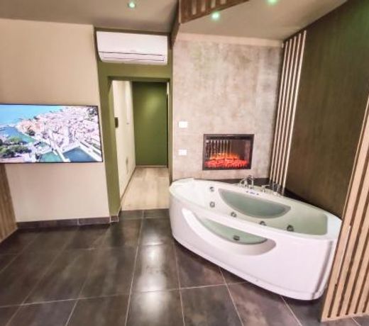 Garda fantasy green jacuzzi sauna piscina