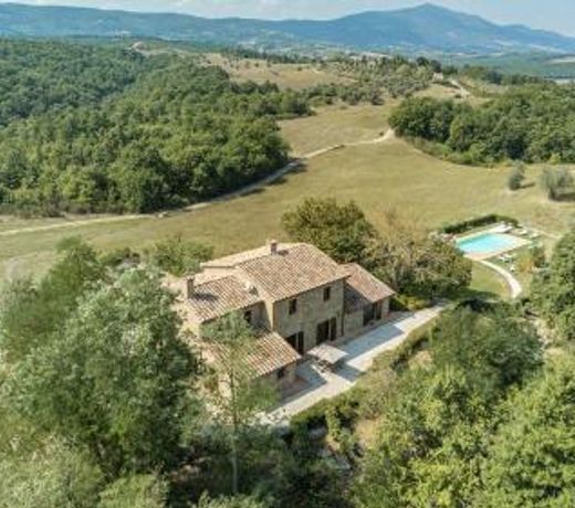 PODERE DI SALCI 10, Emma Villas