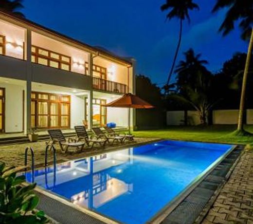 360 Surf Weligama Bay