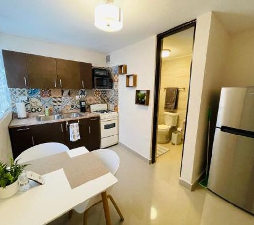 Nice apt with patio & Laundry. Pet friendly