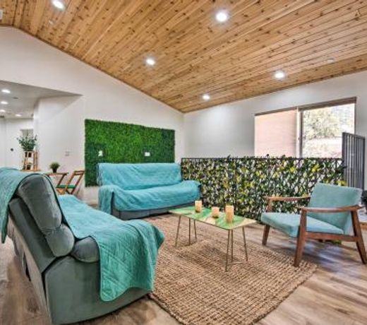 Pine Mtn Club Villa with Sauna, Deck and Views!