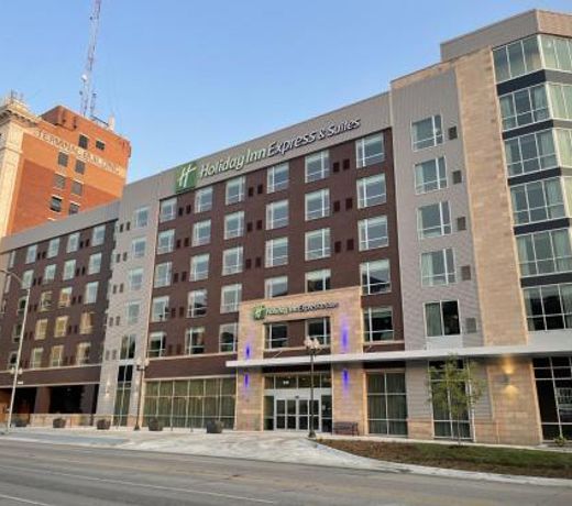 Holiday Inn Express & Suites - Lincoln Downtown , an IHG Hotel