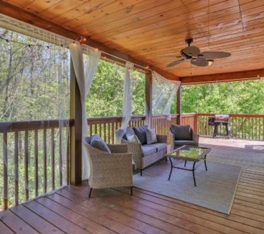 Captain Puddle Pirate's Hideaway - Near All Sevierville & Pigeon Forge Attractions & Great Smoky Mountains NP home