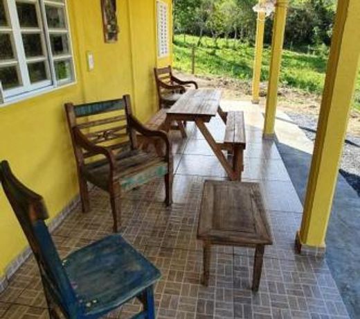 CASA GIRASSOL-Trilha das Flores-SERRA DA CANASTRA