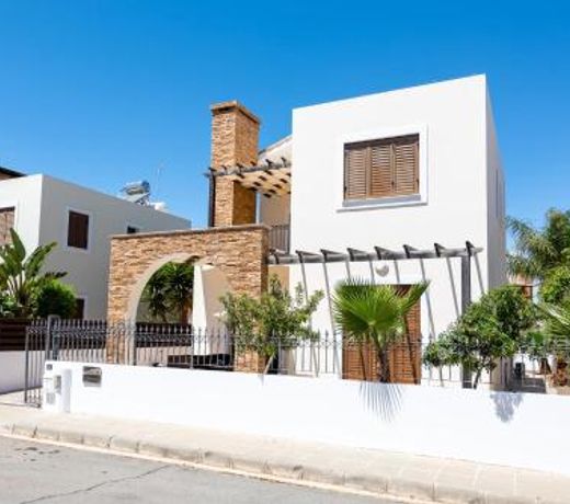 Villa Alexandra by Ezoria