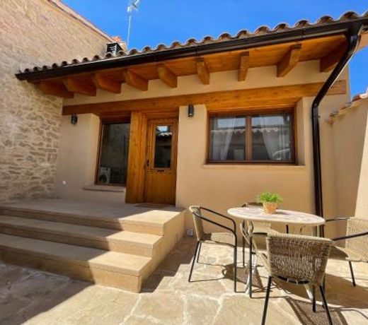 Casa Dunia
