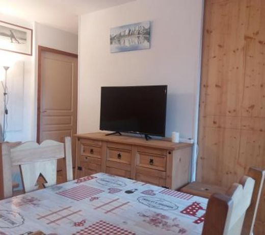 Chaleureux appartement au cœur des Orres 1800