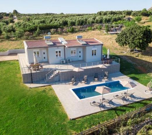 RODOU Suites & Villas