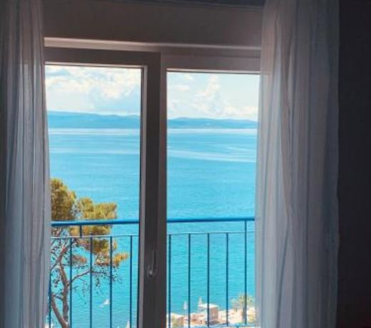 Hotel Elu Iris