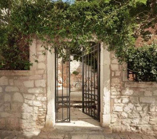Malipiero Residence
