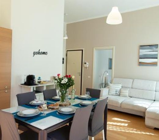 Zara D'Amare a Pesaro 10 metri dalla spiaggia by Yohome
