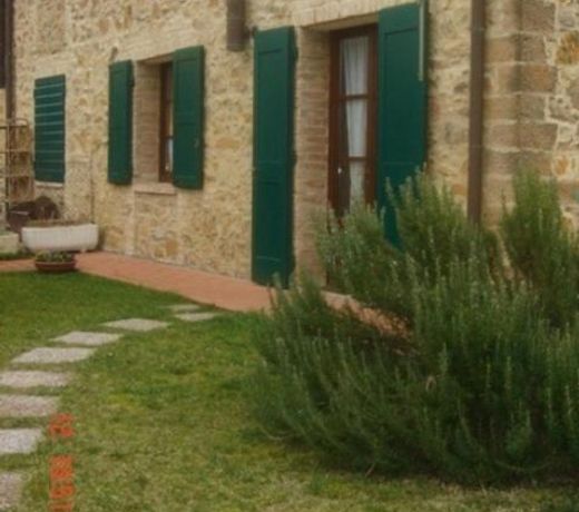 Casa Leonardo, Montaione, Mura