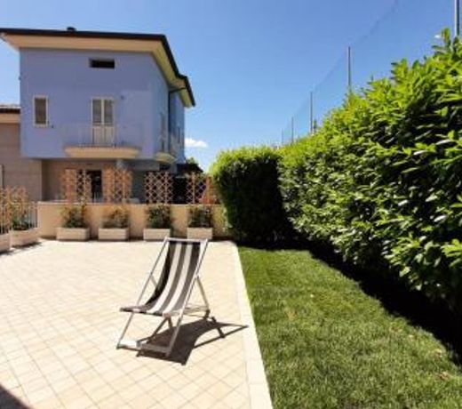 La Casa Azzurra