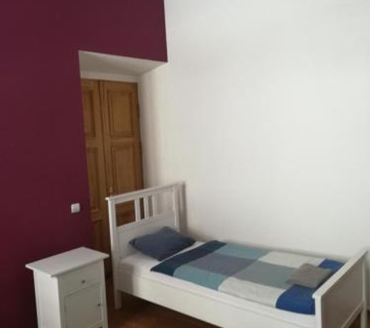 25 Hours Hostel