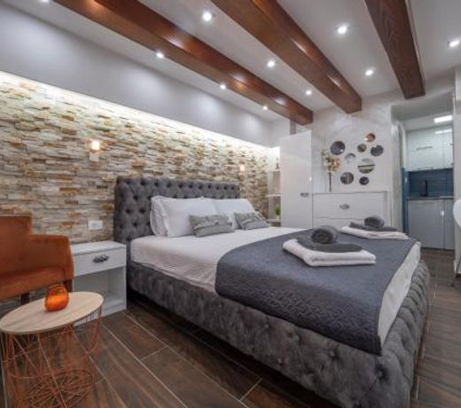 Luxury Boutique Studio