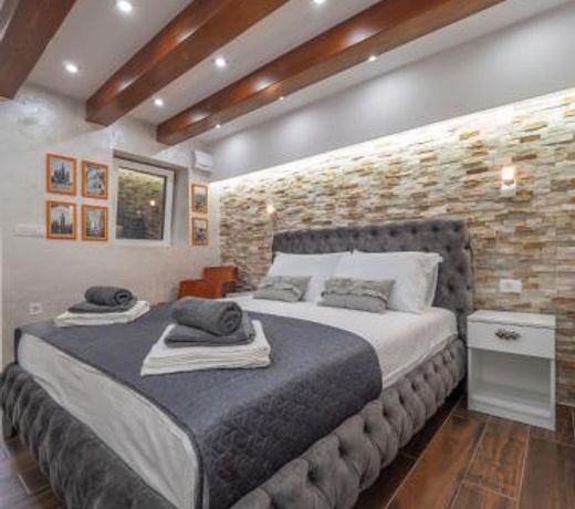 Luxury Boutique Studio