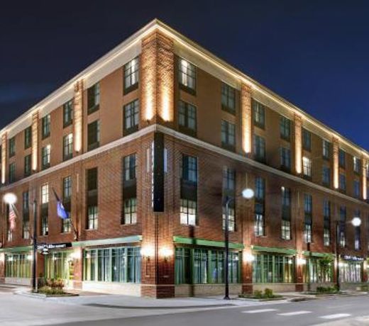 Courtyard by Marriott Manhattan