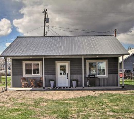 Bright and Modern Augusta Home - Walk to Town!
