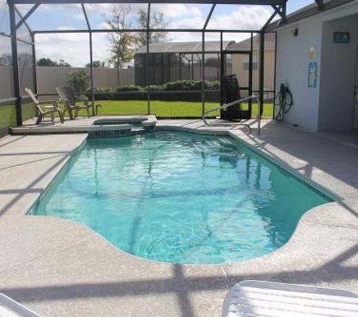 Beautiful 4 Bedroom Villa Private Gated Community