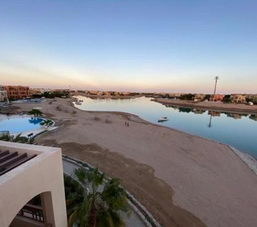 Y175 sabina,Elgouna