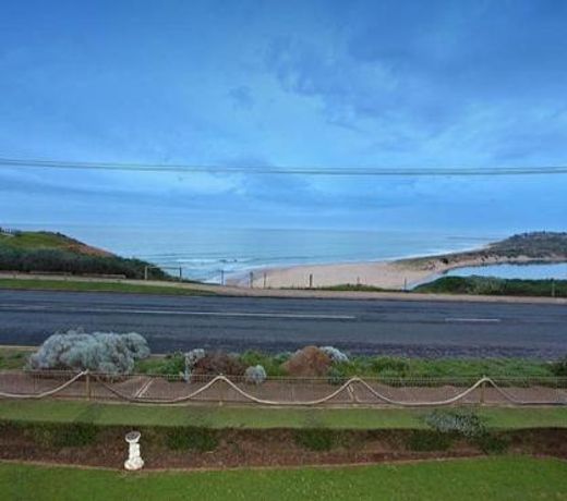 Unwind at Port Noarlunga Beachfront Chalet
