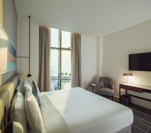 Th8 Palm Dubai Beach Resort Vignette Collection, an IHG hotel