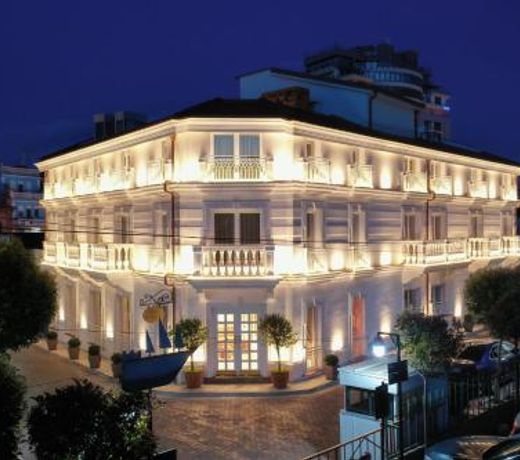 Giulia Albergo Hotel