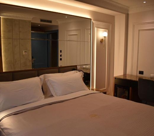 Giulia Albergo Hotel