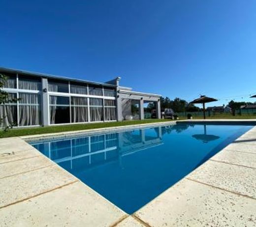 Bitcoin s House Quinta Familiar 1000 m2 Piscina