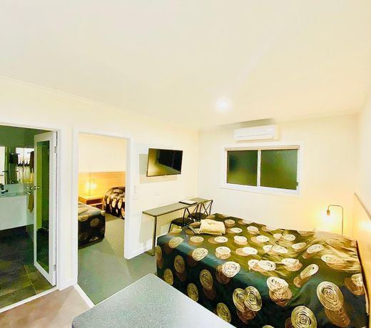 Auto Lodge Motor Inn