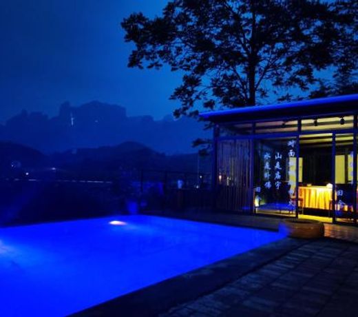Tujia folk houses