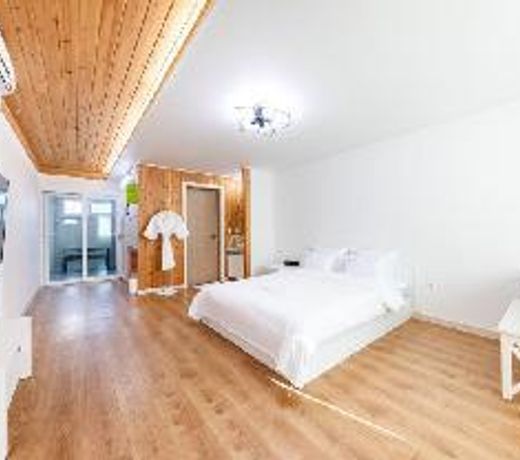 Gyeongju Heimisch Pool Villa