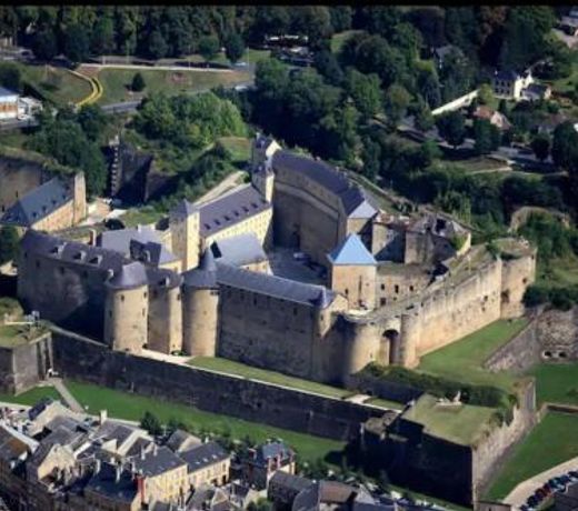 Appartement spacieux et atypique