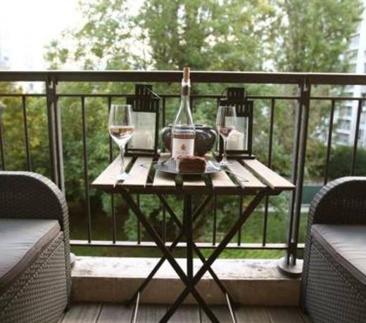 George Apartment in Neuilly