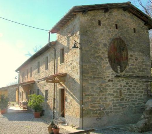 Authentic Tuscan country home situated between Pistoia and Lucca