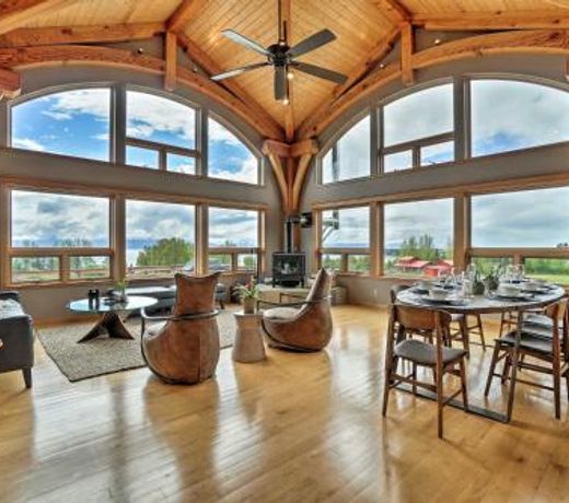Home with Kachemak Bay View - 5 Miles to Downtown!