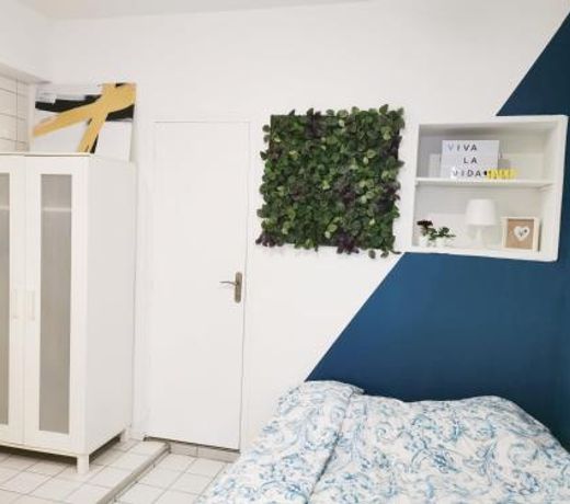 Studio à proximité de Paris